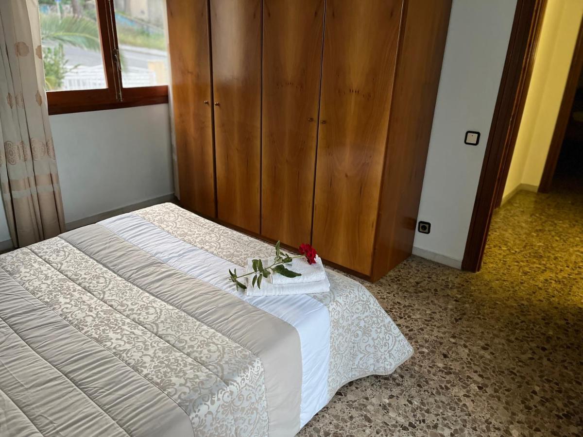Вилла Casa La Pineda Salou, Playa Y Port Aventura Экстерьер фото